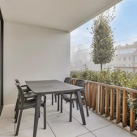 Premium Holidays - New Design Flat Near The Of