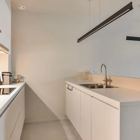 Premium Holidays - New Design Flat Near The Of Apartment