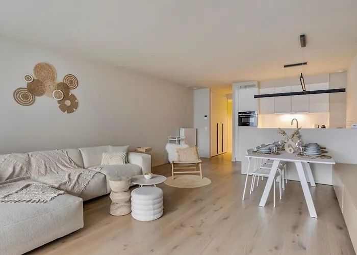 Premium Holidays - New Design Flat Near The Of